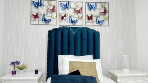 Alison online show from October 6, 2025, 8:17 pm