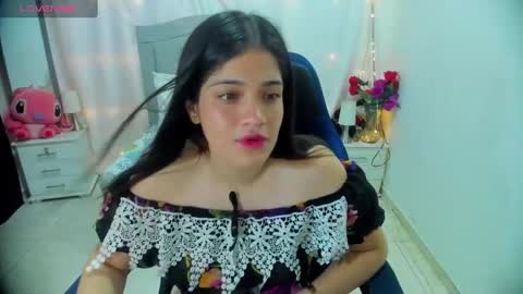 Snapshot of alison_girl22 chatting on December 17, 2024, 9:05 pm Alison online show from December 17, 2024, 9:05 pm