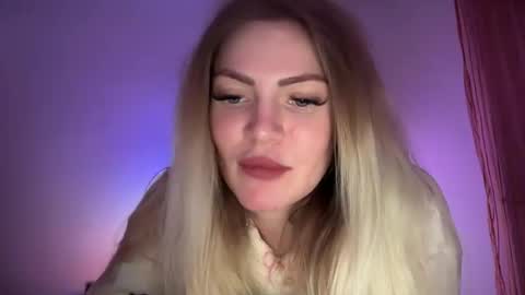 Ecate online show from October 26, 2025, 9:21 pm