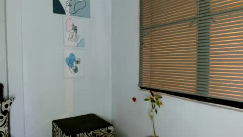 Alisonturbay online show from May 20, 2026, 3:24 am