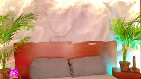 Alison Moon  online show from July 17, 2026, 12:28 am