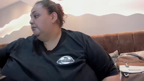 Alisson online show from November 10, 2025, 11:31 am