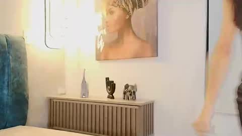 Snapshot of alisson_fox69 chatting on October 15, 2025, 2:01 am alisson_fox69 online show from October 15, 2025, 2:01 am