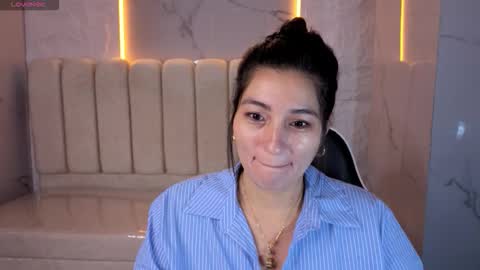 alisson_tx_ online show from March 15, 2026, 12:33 pm