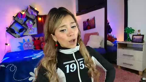 Snapshot of alisson_zafiro chatting on March 9, 2025, 9:24 am Alisson IG alisson zafiro27 online show from March 9, 2025, 9:24 am
