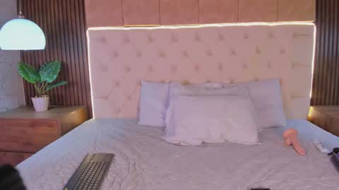 alison online show from October 22, 2025, 1:33 pm