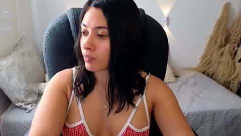 alissonpeer online show from November 26, 2025, 8:21 pm