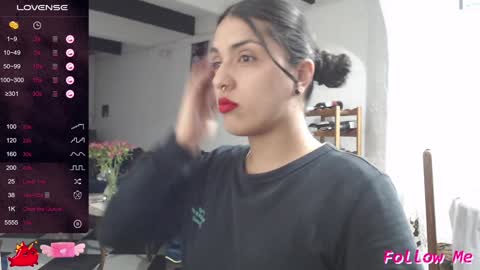 Snapshot of alix_beltran chatting on February 3, 2025, 1:52 am Alix online show from February 3, 2025, 1:52 am