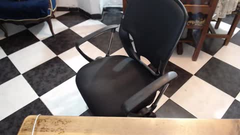 Snapshot of alix_beltran chatting on November 5, 2025, 2:33 am Alix online show from November 5, 2025, 2:33 am