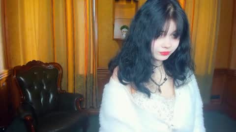 Snapshot of alixypunter chatting on May 15, 2026, 8:54 am Emily online show from May 15, 2026, 8:54 am