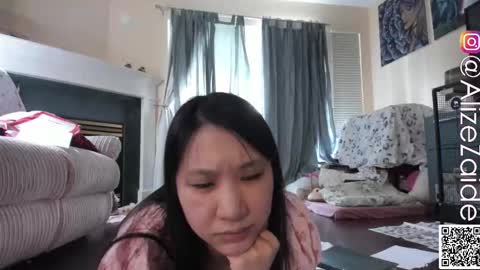 Alize Zaide online show from October 23, 2025, 8:07 pm