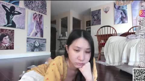 Alize Zaide online show from April 13, 2026, 8:14 pm