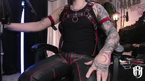 Snapshot of allanhurtss chatting on January 2, 2025, 6:12 pm online show from January 2, 2025, 6:12 pm