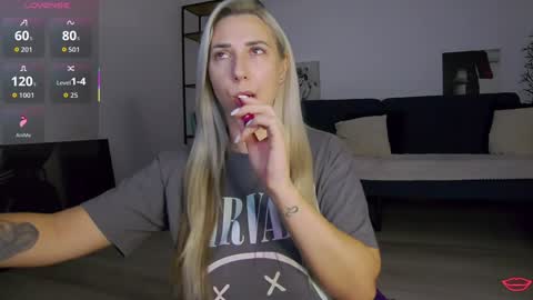 Snapshot of allayah chatting on October 14, 2025, 5:36 pm A day u didnt smile is a lost day online show from October 14, 2025, 5:36 pm