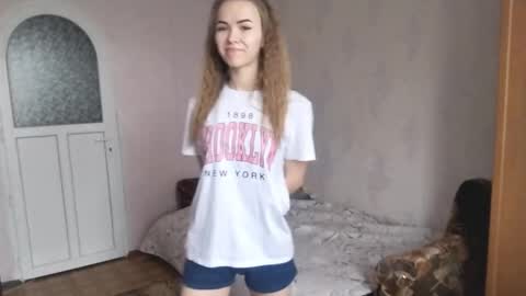 Anna online show from November 23, 2025, 7:08 am