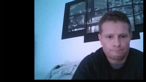 alles594462 online show from October 28, 2025, 2:26 am