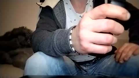 alles594462 online show from November 4, 2025, 3:27 am