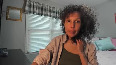 wishlist on bio online show from March 3, 2025, 11:24 pm