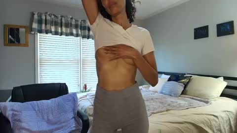 wishlist on bio online show from September 22, 2025, 5:15 pm