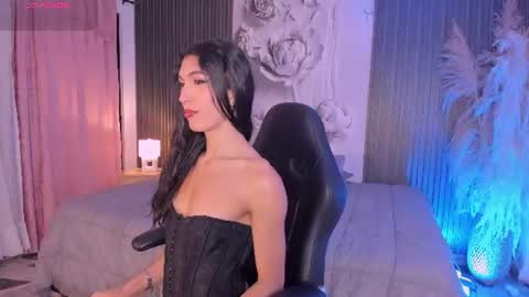 Snapshot of allicemackenzie_ chatting on July 14, 2026, 4:50 am AlliceMackenzie online show from July 14, 2026, 4:50 am