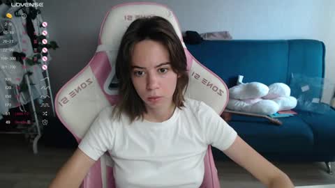 Snapshot of allie_hazie chatting on August 2, 2026, 1:37 am alice online show from August 2, 2026, 1:37 am