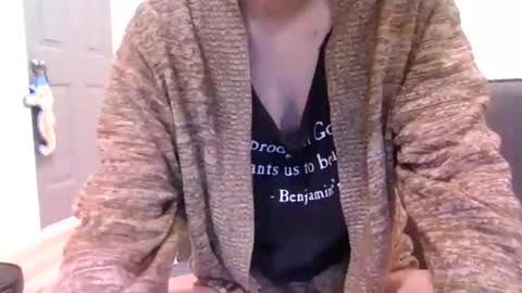 alliebearx online show from January 11, 2025, 3:09 pm