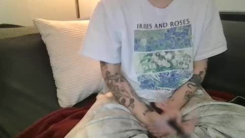 alliebearx online show from June 28, 2026, 5:08 pm
