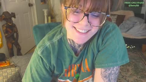 Snapshot of allieberrybb chatting on December 26, 2024, 3:06 am bb online show from December 26, 2024, 3:06 am