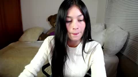 Snapshot of allierose_ chatting on December 28, 2024, 3:04 am Allie online show from December 28, 2024, 3:04 am