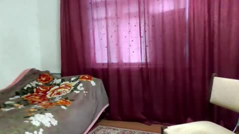 Snapshot of allirain chatting on October 22, 2025, 1:33 pm AlliRain online show from October 22, 2025, 1:33 pm