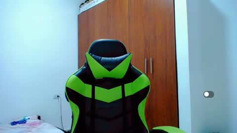  Alisson online show from December 29, 2024, 4:59 am