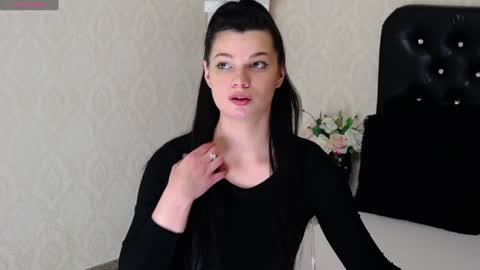 Snapshot of allisonn223 chatting on December 14, 2024, 2:34 am Deea online show from December 14, 2024, 2:34 am