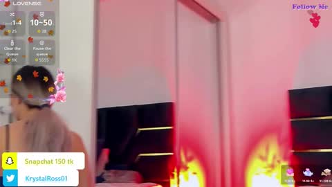 Snapshot of allisonsweetie chatting on November 15, 2025, 10:23 am AllisonSweetie online show from November 15, 2025, 10:23 am