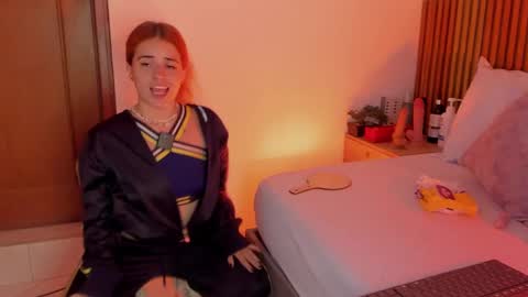 Snapshot of alliss_ginger_ chatting on September 9, 2025, 8:08 pm A L L I S S online show from September 9, 2025, 8:08 pm