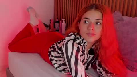 Snapshot of alliss_ginger_ chatting on September 11, 2025, 7:47 pm A L L I S S online show from September 11, 2025, 7:47 pm
