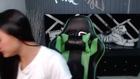 Allisson online show from February 19, 2025, 3:28 am