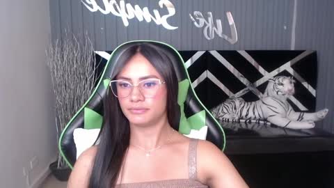 Allisson online show from February 26, 2025, 6:37 am