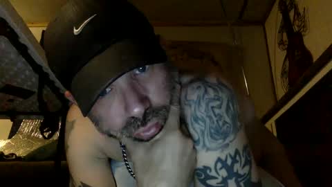 allitrunnin online show from October 14, 2025, 4:35 am