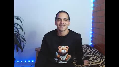 Snapshot of allmax_33 chatting on November 1, 2025, 4:53 pm Max online show from November 1, 2025, 4:53 pm