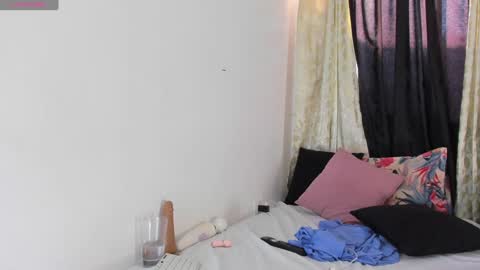 allondra online show from December 4, 2024, 8:40 pm