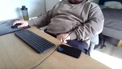 Snapshot of allowis2 chatting on September 16, 2025, 1:12 pm allowis2 online show from September 16, 2025, 1:12 pm