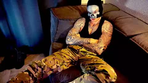 Snapshot of alltimehorny19 chatting on December 17, 2024, 9:16 pm Justin online show from December 17, 2024, 9:16 pm