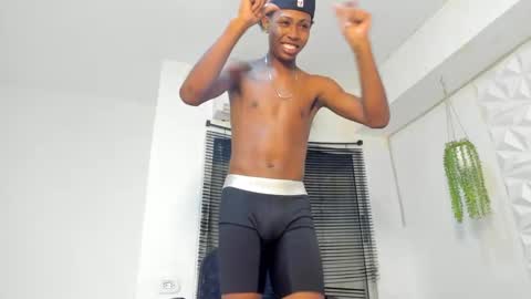 alluringangel01 online show from September 11, 2025, 2:44 am