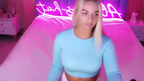 AlwaysHot online show from November 20, 2025, 2:34 am