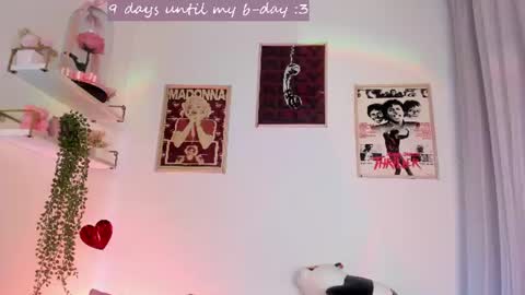  Ally Belle  online show from July 23, 2026, 1:58 am