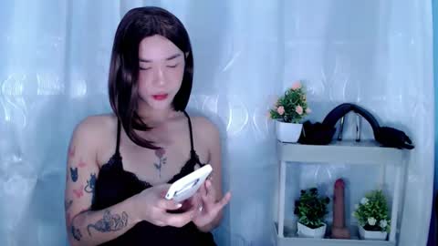 Snapshot of ally_monts chatting on October 25, 2025, 10:04 pm ally_monts online show from October 25, 2025, 10:04 pm