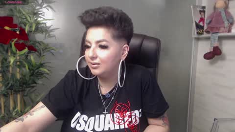 Snapshot of allyiah chatting on December 6, 2024, 8:51 pm online show from December 6, 2024, 8:51 pm