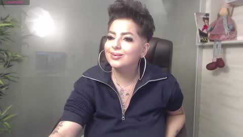 Snapshot of allyiah chatting on December 12, 2024, 12:59 am online show from December 12, 2024, 12:59 am