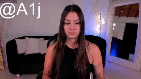 Alisson online show from May 18, 2026, 10:21 am