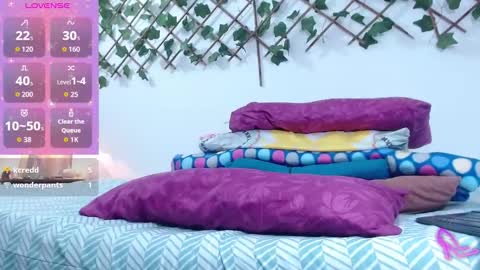 Allysonstonnes online show from September 20, 2025, 4:35 am